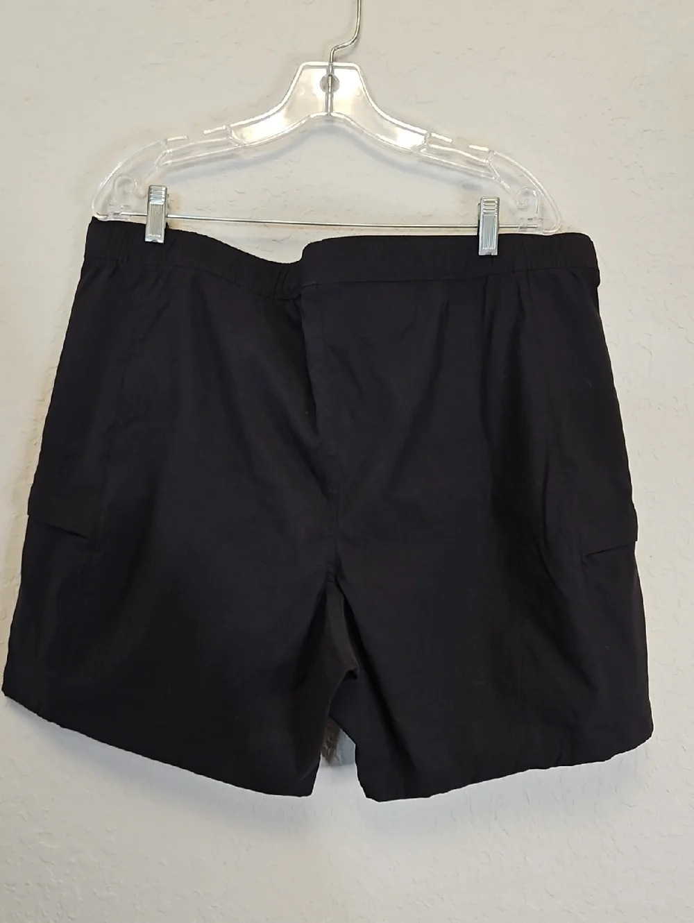The North Face Men's Black Casual Cargo Shorts - Elastic Waist, Size XXL